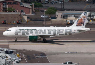 Frontier A319 N922FR PHX 041010