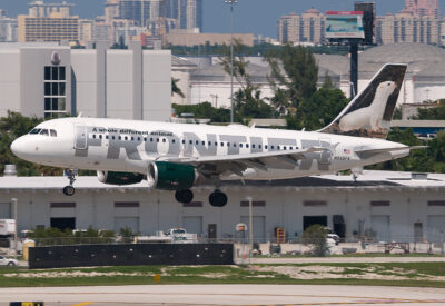Frontier A319 N949FR FLL 011010