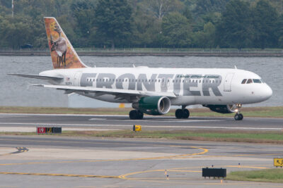 Frontier A320 N201FR DCA 021009