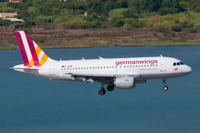 Germanwings A319 D-AKNF CFU 050915