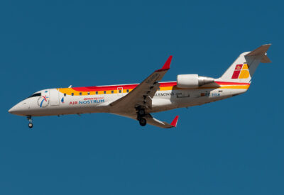 IberiaRegional CRJ200 EC-HSH MAD 111011