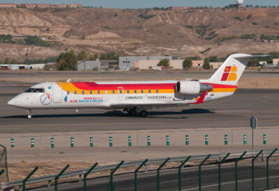 IberiaRegional CRJ200 EC-JNX MAD 101011