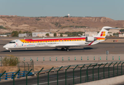 IberiaRegional CRJ900 EC-JXZ MAD 101011