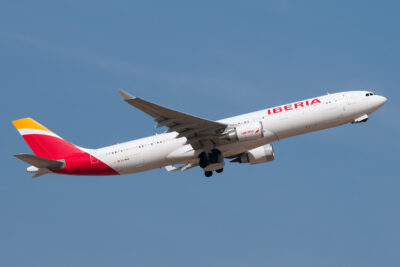 Iberia A333 EC-MAA MAD 050916