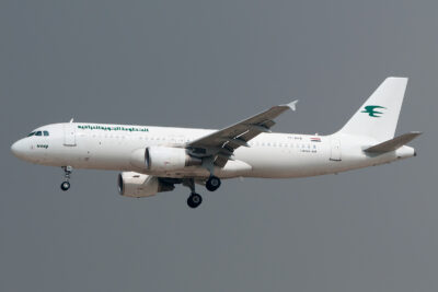 IraqiAirways A320 YI-ARA DXB 100214