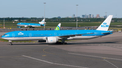 KLM 77W PH-BVA AMS 110509