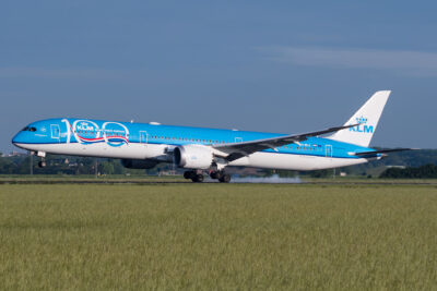 KLM 781 PH-BKA AMS 300720