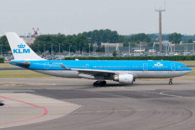 KLM A332 PH-AOA AMS 180813