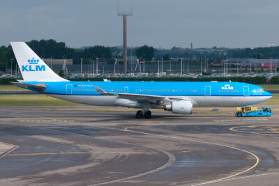 KLM A332 PH-AOD AMS 180813