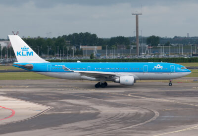 KLM A332 PH-AOK AMS 180813
