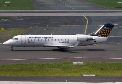 LufthansaRegional CRJ200 D-ACRM DUS 140509