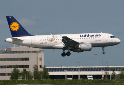 Lufthansa A319 D-AILU AMS 110509