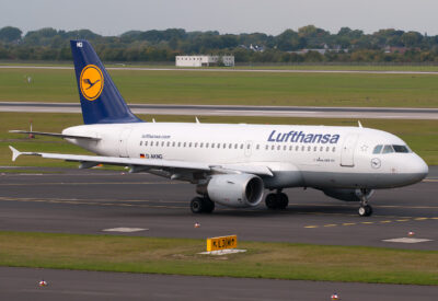 Lufthansa A319 D-AKNG DUS 290912