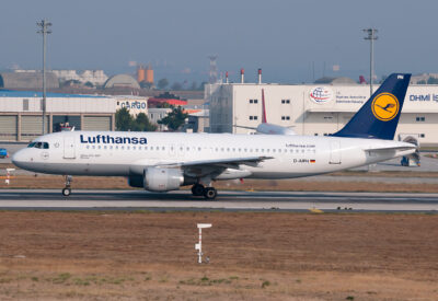 Lufthansa A320 D-AIPH IST 031012