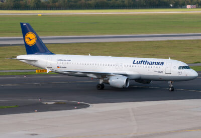 Lufthansa A320 D-AIPP DUS 290912