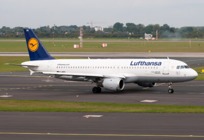 Lufthansa A320 D-AIPY DUS 290912