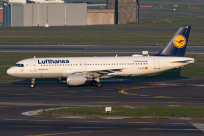 Lufthansa A320 D-AIZO BRU 210319