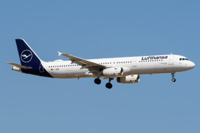 Lufthansa A321 D-AIDC ATH 090623