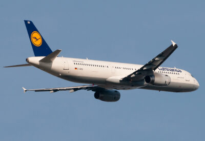 Lufthansa A321 D-AIDQ LHR 180213