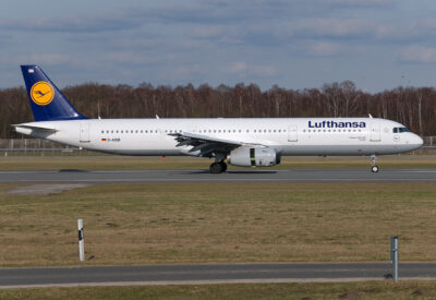 Lufthansa A321 D-AISB HAM 220310
