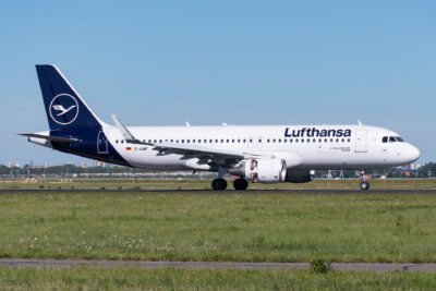 Lufthansa A32A D-AIWF AMS 310720