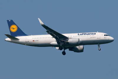 Lufthansa A32A D AIUK MXP 110617