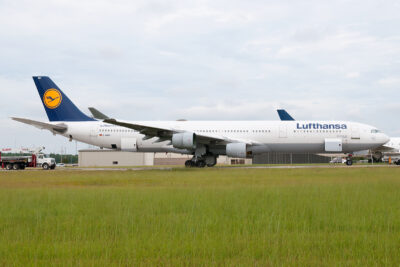 Lufthansa A343 D-AIGH TUP 300814