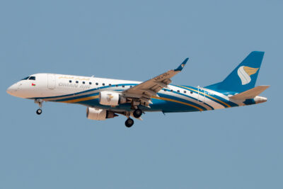 OmanAir E170 A4O-ED AUH 140214