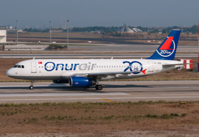OnurAir A320 TC-OBN IST 031012