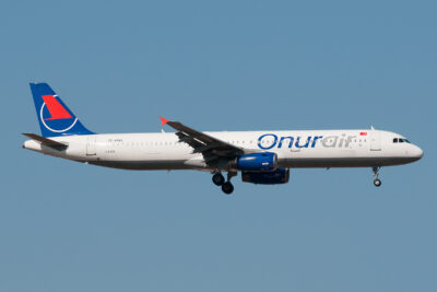 OnurAir A321 TC-ONS AYT 130915