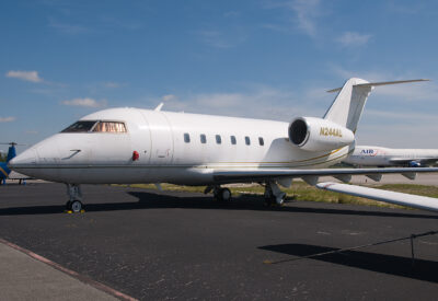 Private Challenger600 N244AL OPF 011010