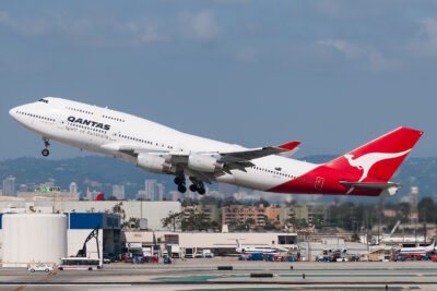 Qantas 744 VH-OJI LAX 071009