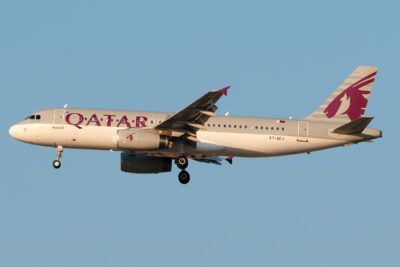 Qatar A320 A7-ADJ DXB 130214