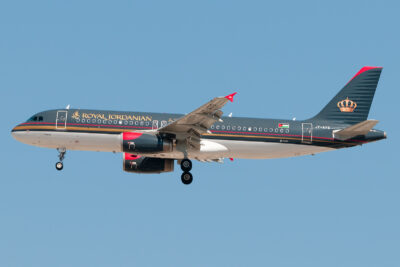 RoyalJordanian A320 JY-AYS DXB 150214