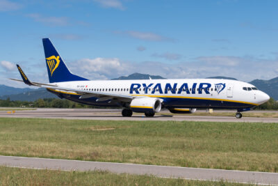 Ryanair 73H 9H-QAA BGY 290821