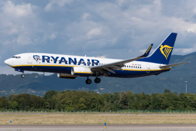 Ryanair 73H 9H-QCA BGY 290821