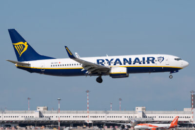 Ryanair 73H 9H-QCK MXP 300821