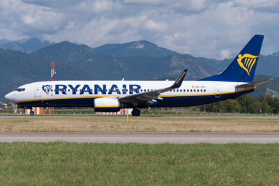 Ryanair 73H 9H-QEK BGY 290821