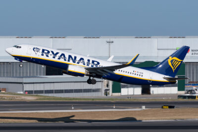 Ryanair 73H EI-DCR LIS 170618