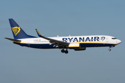 Ryanair 73H EI-DCW MXP 300821