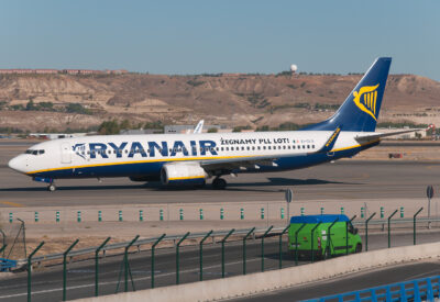 Ryanair 73H EI-DLG MAD 101011