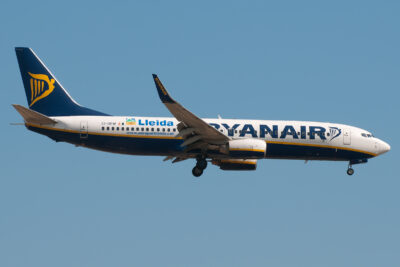 Ryanair 73H EI-DPW BCN 070713