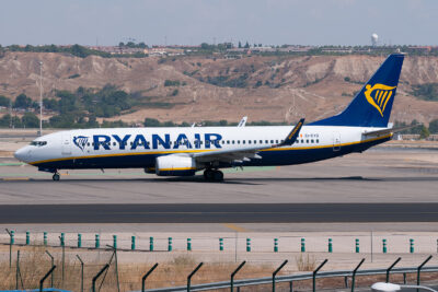 Ryanair 73H EI-DYD MAD 030916