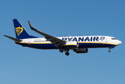 Ryanair 73H EI-EFK LIS 180618