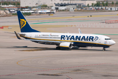 Ryanair 73H EI-EKT BCN 060713
