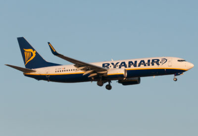 Ryanair 73H EI-EPG BCN 050713