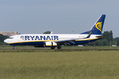 Ryanair 73H EI-EVL AMS 300720
