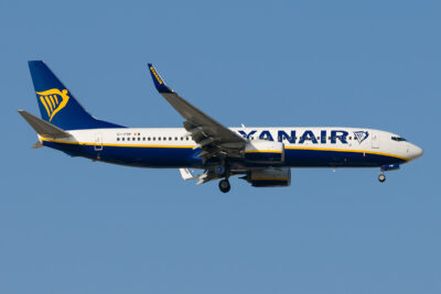 Ryanair 73H EI-FRP MAD 040916