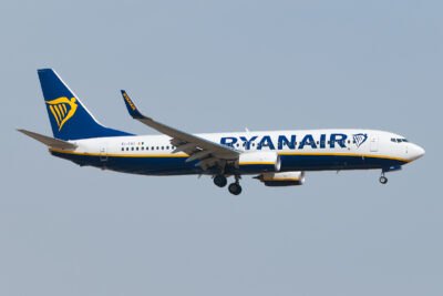 Ryanair 73H EI-FRS MAD 040916