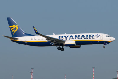 Ryanair 73H EI-FTA MXP 120617
